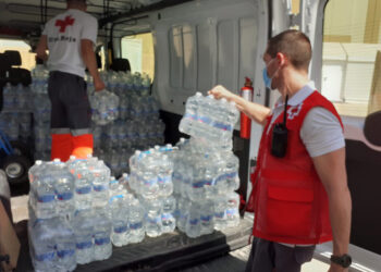 Cómo prevenir el golpe de calor y protegerse en verano